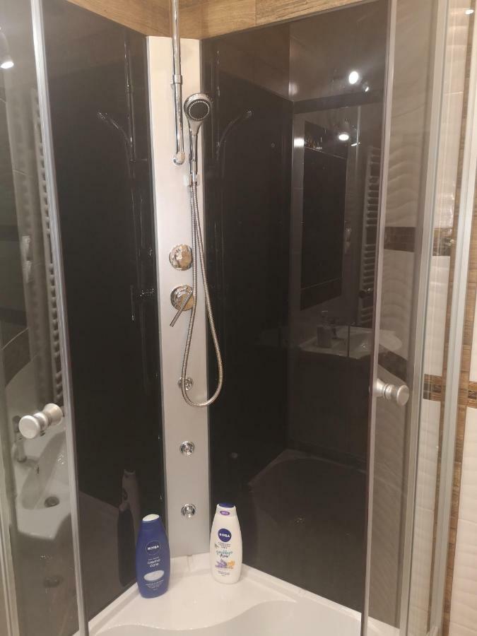 拉多姆Apartament Przy Aquaparku公寓 外观 照片